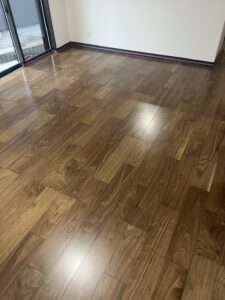 フロアコーティング施工後のリビング