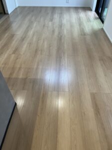 フロアコーティング施工後のリビング