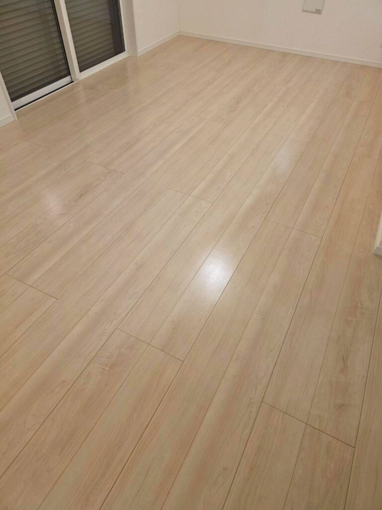 富士見市のフロアコーティング施工事例｜新築戸建て×シリコンコーティング＋水回りコーティング｜アーネストワン