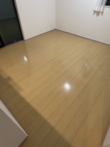 フロアコーティング施工後のリビング。