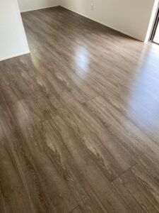 フロアコーティング施工後のリビング