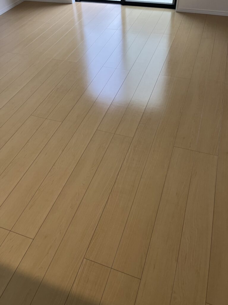 東村山市のフロアコーティング施工事例｜新築戸建て×ガラスコーティング＋防カビ｜飯田産業