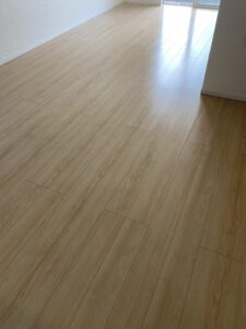 フロアコーティング施工後のリビング