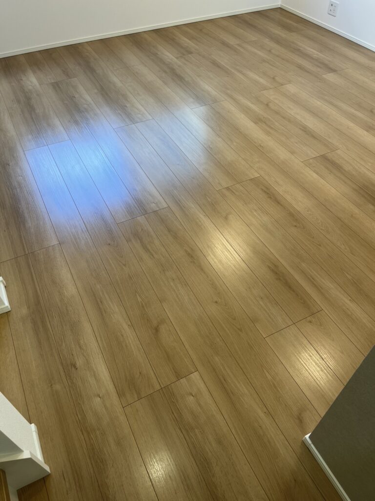 足立区のフロアコーティング施工事例｜新築戸建て×ガラスコーティング｜平住建